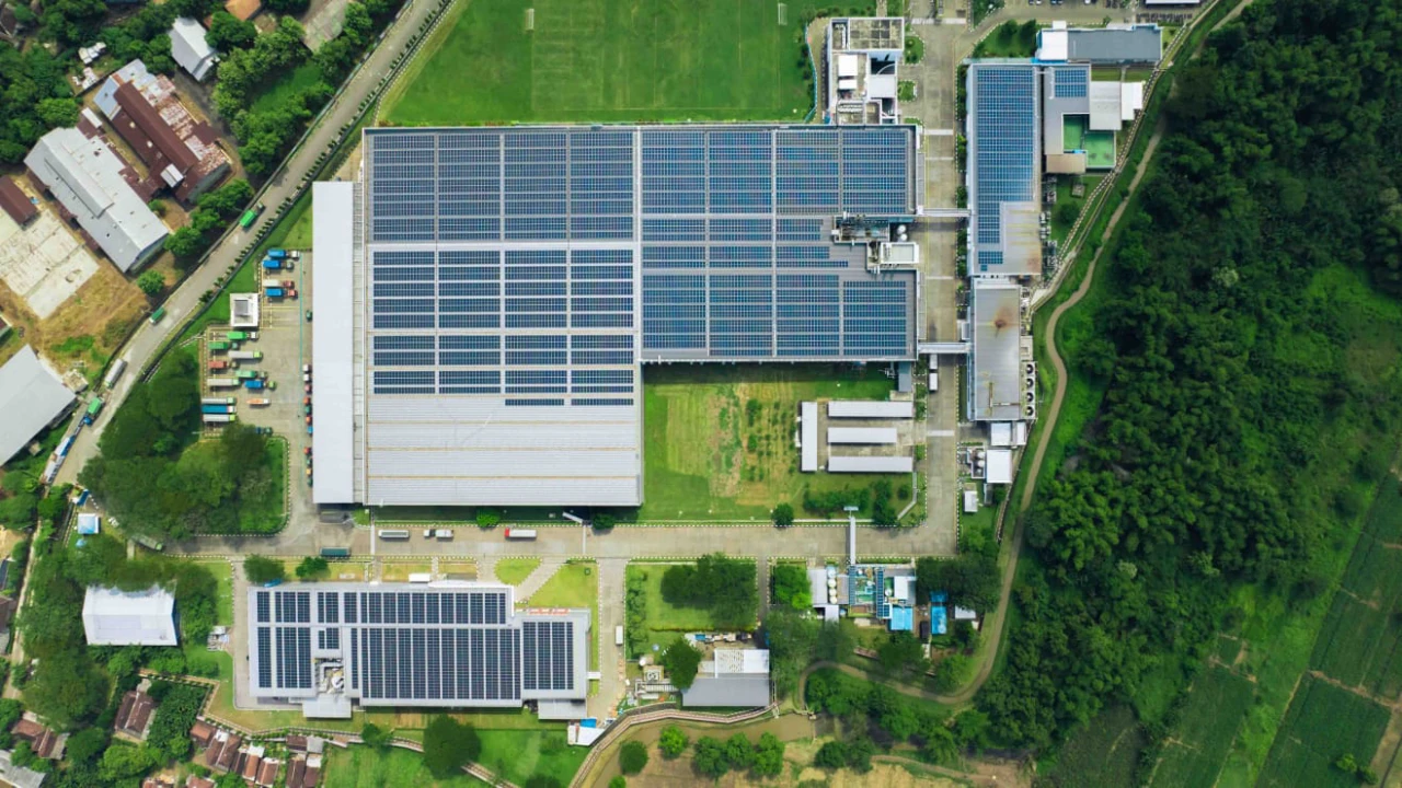 Amerta Indah Otsuka Solar Rooftop